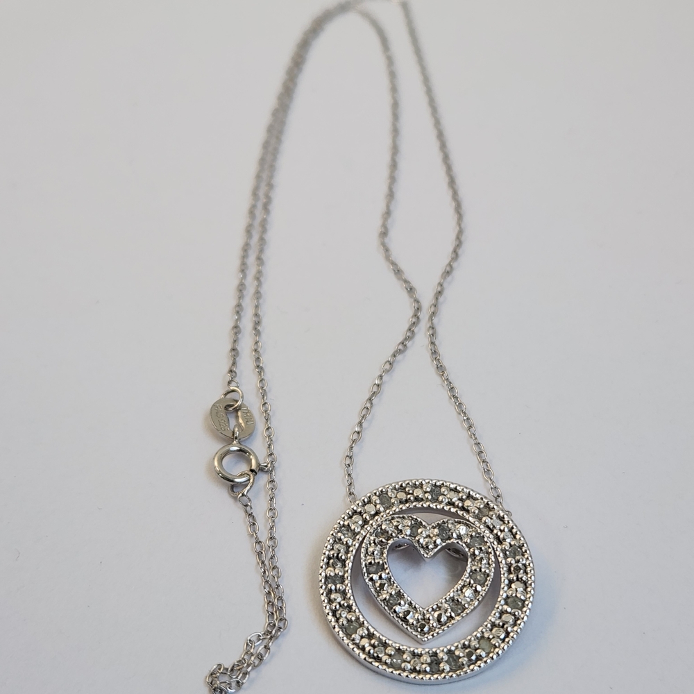 VTG 925 Affinity Silver Heart Entertwined Circle Necklace 925 16" Chain - Picture 7 of 7